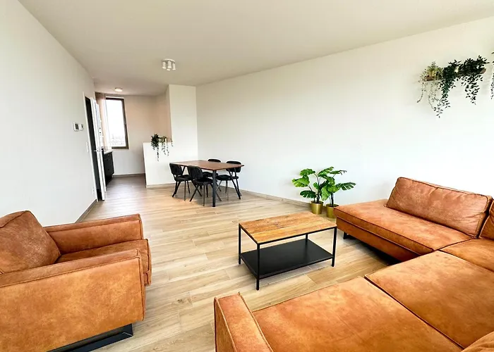 Opera Square Apartments In Antwerp Centre